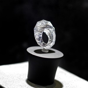 150 carat diamantring i 100% diamant